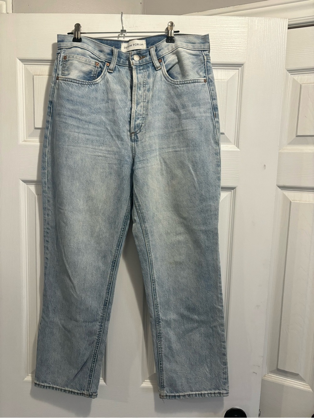Denim Forum Light Wash Straight Leg Jeans Size 27